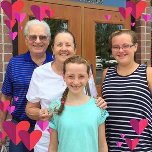 Meet your Posher, Niki